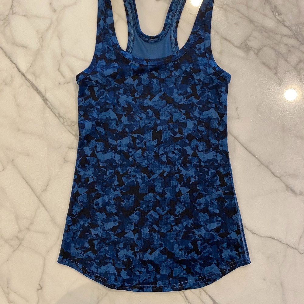 Lululemon Studio Racerback size 2 - Picture 2 of 4